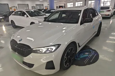 BMW i3 · 2023 год