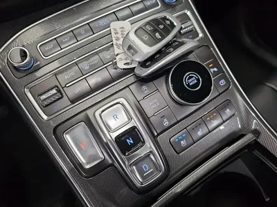 Hyundai Santafe 2021, 56780 км, за 13644.93 USD - фото 8