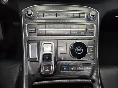 Hyundai Santafe 2021, 56780 км, за 13644.93 USD - фото 10
