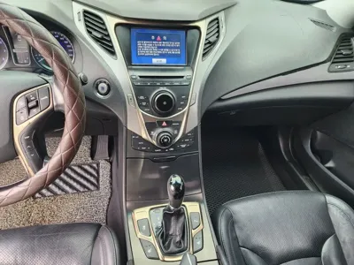 Hyundai Grandeur 2013, 207000 км, за 2801.3 USD - фото 9