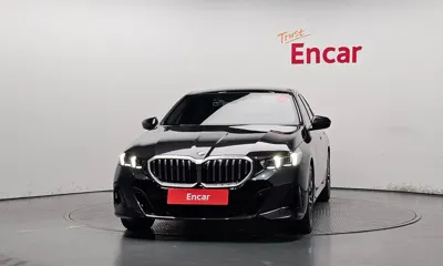 BMW 5-Series 2025, 5954 км, за 48512.06 USD