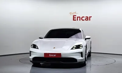 Porsche Taycan 2025, 13266 км, за 89709.39 USD
