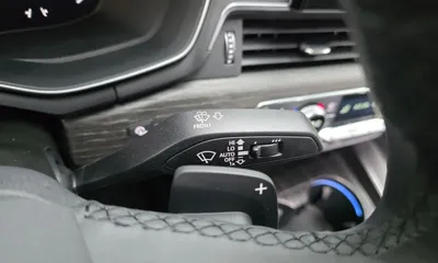 Audi A4 2023, 21292 км, за 20521.18 USD - фото 27