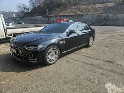 Genesis G90 · 2020 год
