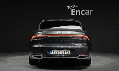 Hyundai Grandeur 2023, 20236 км, за 17112.65 USD