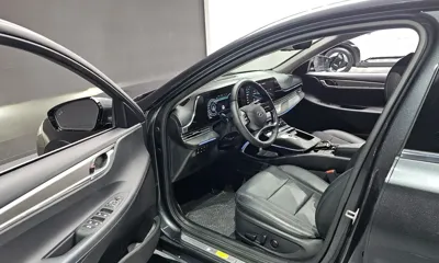 Hyundai Grandeur 2023, 20236 км, за 17001.44 USD - фото 11