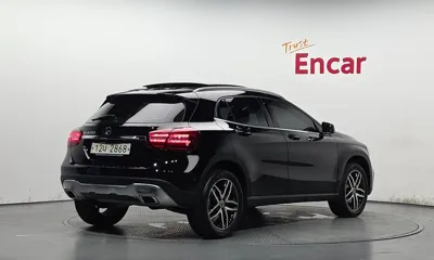 Mercedes-Benz GLA-Class 2019, 101264 км, за 9419.49 USD