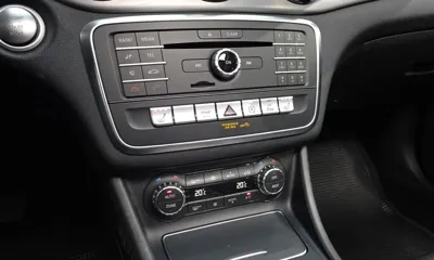 Mercedes-Benz GLA-Class 2019, 101264 км, за 9419.49 USD - фото 17