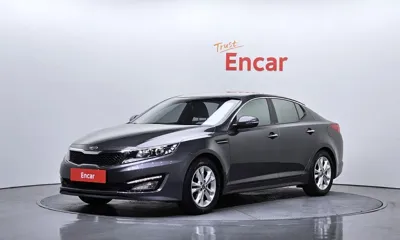 Kia K5 · 2012 год