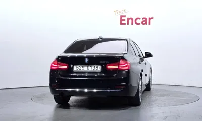BMW 3-Series 2016, 89935 км, за 8664.83 USD