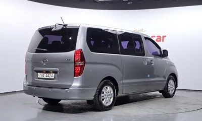 Hyundai Starex 2018, 129965 км, за 6892.48 USD
