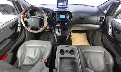 Hyundai Starex 2018, 129965 км, за 6892.48 USD - фото 7