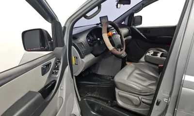Hyundai Starex 2018, 129965 км, за 6892.48 USD - фото 10