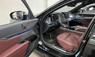 BMW 7-Series 2024, 27829 км, за 72206.91 USD - фото 10