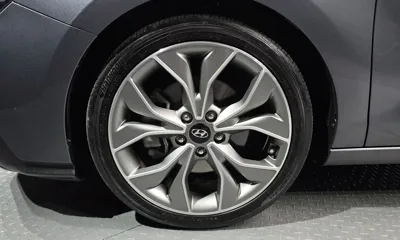 Hyundai i30 2020, 134003 км, за 7865.82 USD