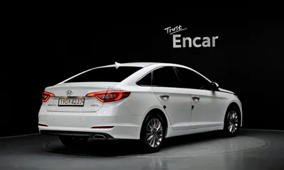 Hyundai Sonata 2017, 63521 км, за 7351.98 USD