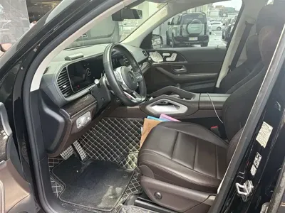 Mercedes-Benz GLS 2023, 60000 км, за 107119.76 USD