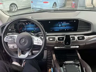 Mercedes-Benz GLS 2023, 60000 км, за 107119.76 USD - фото 8