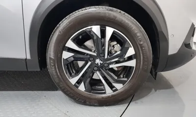 Peugeot 2008 2021, 67083 км, за 12618.92 USD