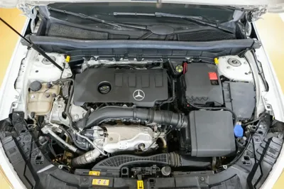 Mercedes-Benz GLB-Class 2020, 29828 км, за 21483.36 USD - фото 6