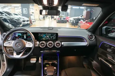 Mercedes-Benz GLB-Class 2020, 29828 км, за 21483.36 USD - фото 11
