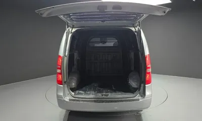 Hyundai Starex 2015, 178970 км, за 3617.47 USD - фото 20