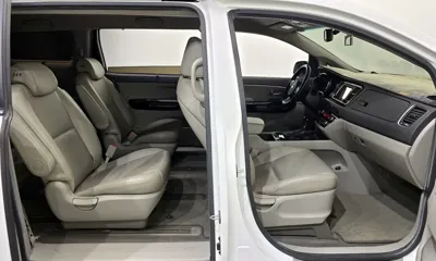 Kia Canival 2016, 132483 км, за 6953.64 USD - фото 12