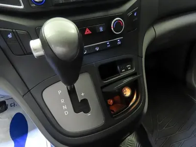 Hyundai Starex 2017, 162918 км, за 5144.23 USD - фото 12