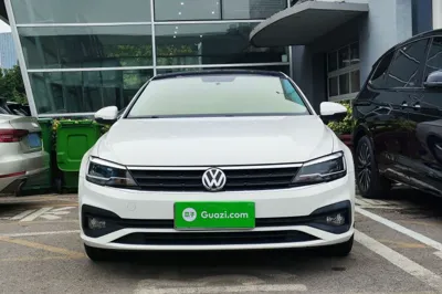 Volkswagen Lamando 2019, 69700 км, за 9543 USD