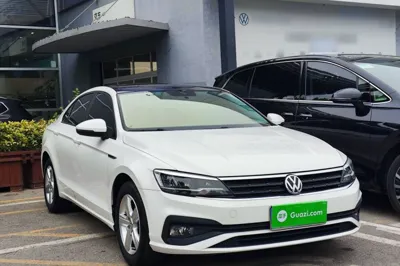 Volkswagen Lamando 2019, 69700 км, за 9543 USD