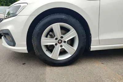 Volkswagen Lamando 2019, 69700 км, за 9543 USD - фото 10