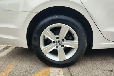 Volkswagen Lamando 2019, 69700 км, за 9543 USD - фото 16