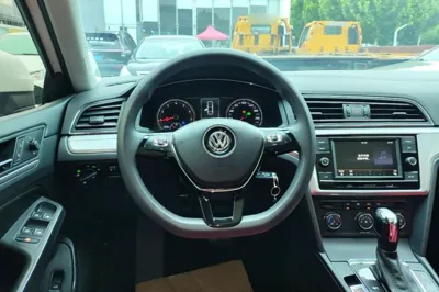 Volkswagen Lamando 2019, 69700 км, за 9543 USD - фото 18