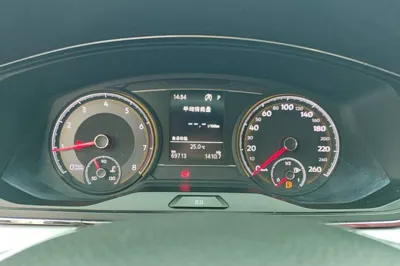 Volkswagen Lamando 2019, 69700 км, за 9543 USD - фото 19