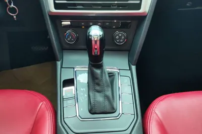 Volkswagen Lamando 2019, 69700 км, за 9543 USD - фото 21