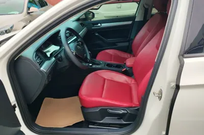 Volkswagen Lamando 2019, 69700 км, за 9543 USD - фото 22