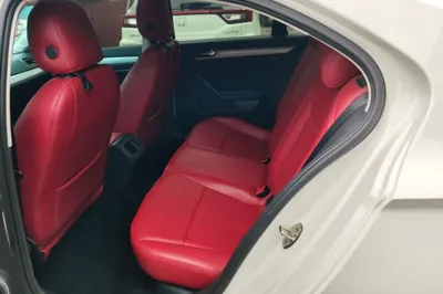 Volkswagen Lamando 2019, 69700 км, за 9543 USD - фото 25