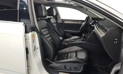 Volkswagen Arteon 2019, 123949 км, за 12552.89 USD - фото 10