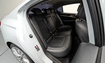 Genesis G70 2020, 155541 км, за 11465.8 USD - фото 12