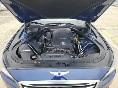 Hyundai Genesis 2016, 229633 км, за 4030.42 USD