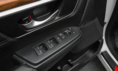 Honda CR-V 2019, 28516 км, за 18698.38 USD - фото 17