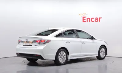 Hyundai Sonata 2017, 169949 км, за 4629.14 USD