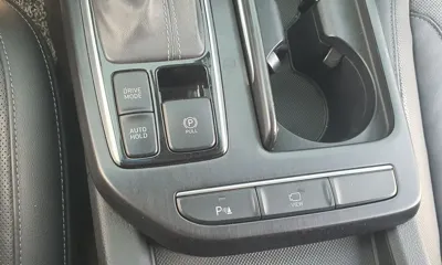 Hyundai Grandeur 2018, 95902 км, за 8861.76 USD - фото 19