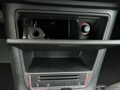 Volkswagen Tiguan 2017, 80000 км, за 5839.72 USD - фото 28