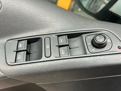 Volkswagen Tiguan 2017, 80000 км, за 5839.72 USD - фото 34