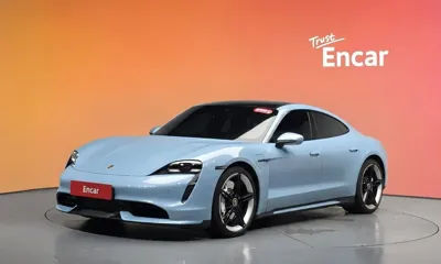 Porsche Taycan · 2022 год