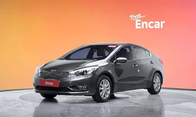 Kia K3 · 2013 год