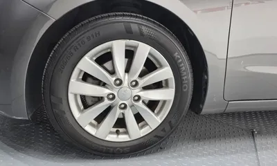 Kia K3 2013, 123684 км, за 3239.03 USD
