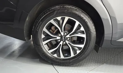 Kia Canival 2023, 35626 км, за 16386.84 USD