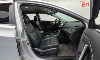 Hyundai Avante 2015, 90404 км, за 3243.84 USD - фото 10